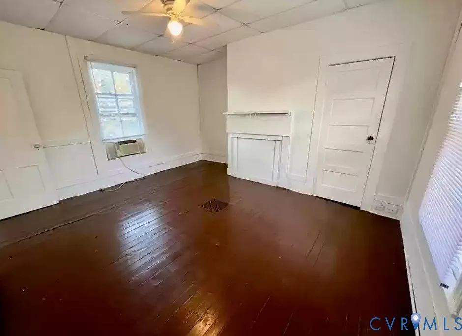 3 bed, 2.0 bath, 2039 sqft, $1,000 — Photo 4