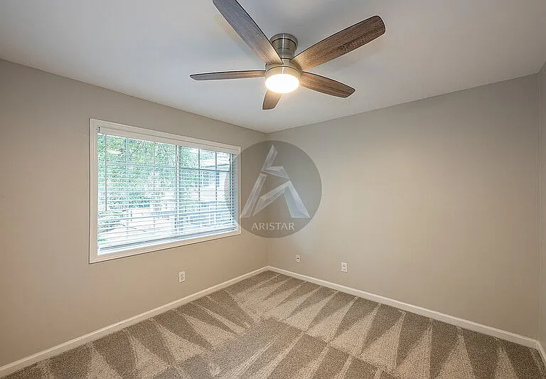 6940 Roswell Rd #13F — Photo 14