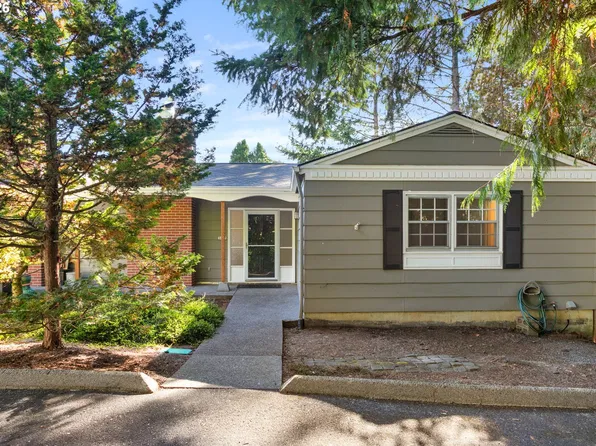 3653 SW 52nd Pl, Portland, OR 97221