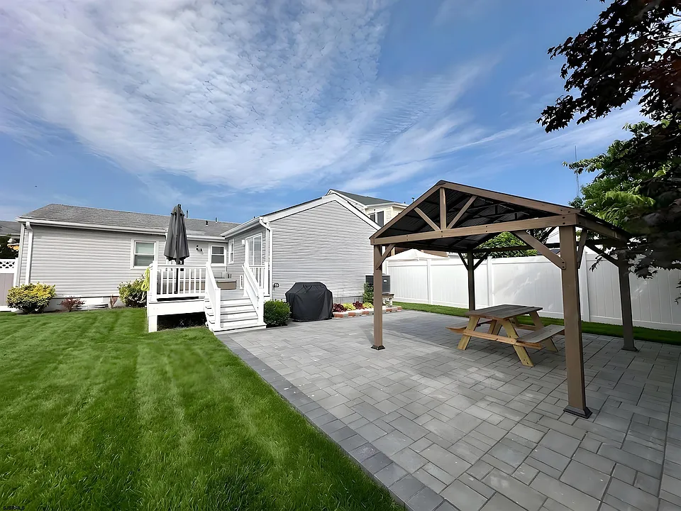 117 Lincoln Dr