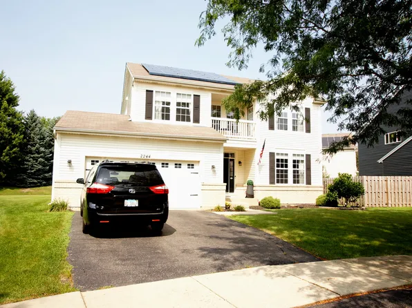 2244 Exeter Ct, Aurora, IL 60503