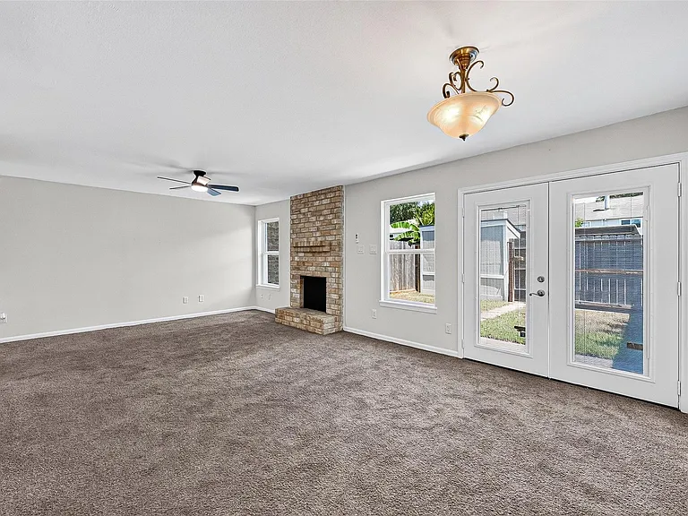 7932 Grow Ln — Photo 32