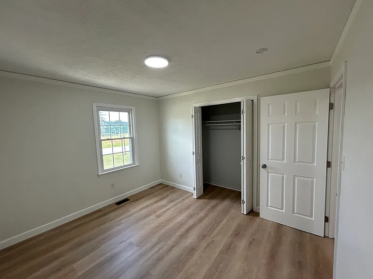 29396 Lanier Dr — Photo 5