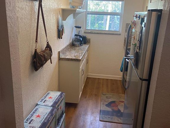 2nd image of 2815 NE 33rd Avenue #206