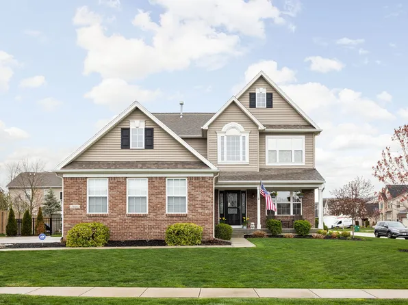 7820 Parkdale Dr, Zionsville, IN 46077