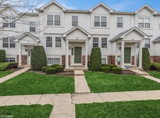 274 Holiday Ln, Hainesville, IL 60073