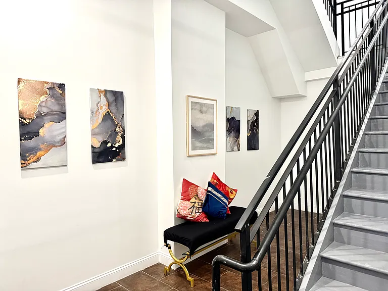 4077 Lancaster Ave #311-R — Photo 46
