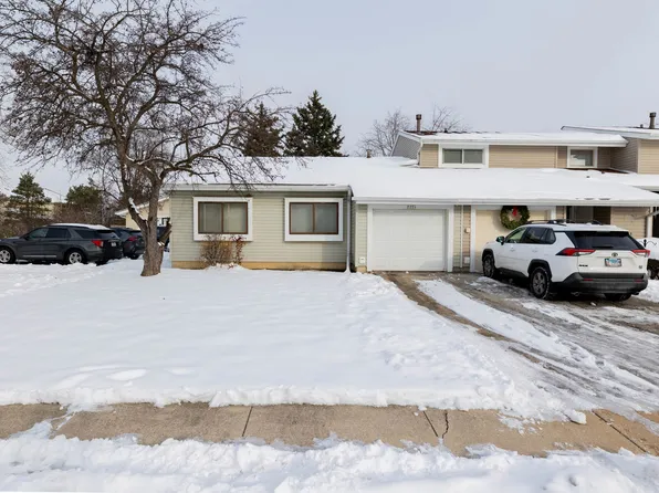 2271 Windsor Ln, Country Club Hills, IL 60478