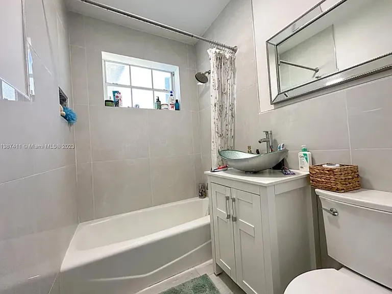16721 SW 299th St — Photo 9