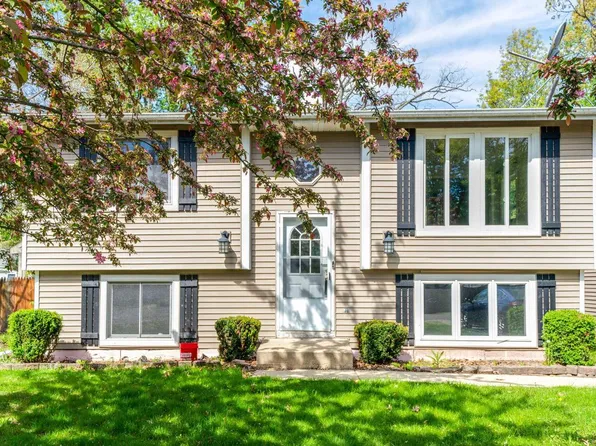 N1199 Beech DRIVE, Genoa City, WI 53128