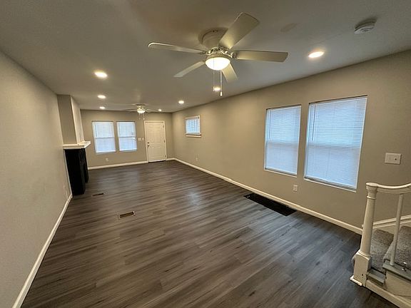 5th image of 1514 Republic Ave