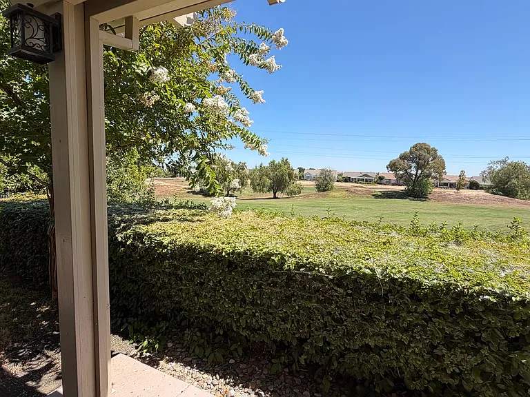 729 Richardson Dr — Photo 34