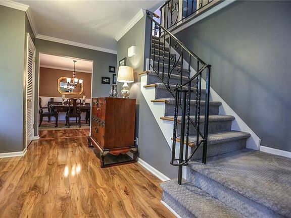 5th image of 18 Kitty Hawk Dr