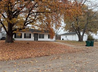 1123 Saint Bartholomew Dr, Cahokia, IL 62206