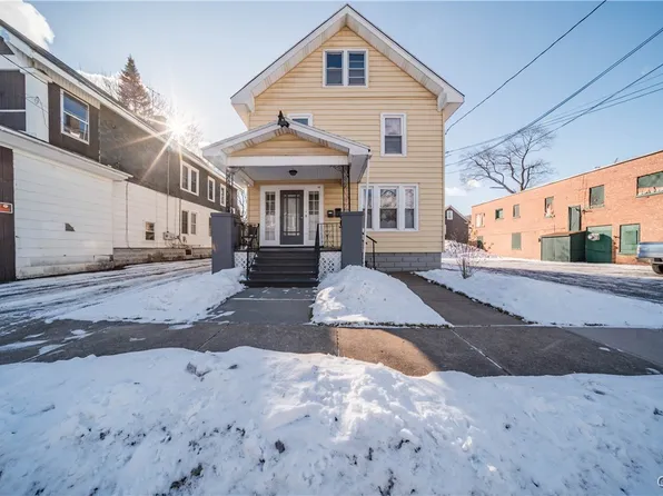 18 Auburn Ave, Utica, NY 13501