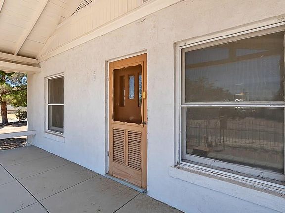 4th image of 4403 La Luz Ave