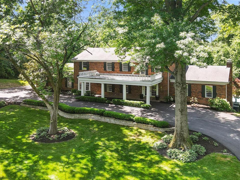 2 Huntleigh Trails Ln, Saint Louis, MO 63131 Zillow