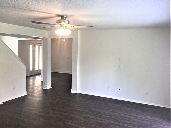 3rd image of 942 Woodson Hammock Cir