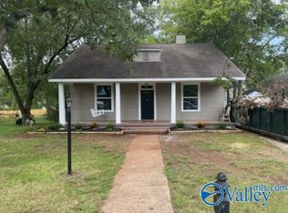 1317 9th Ave SE, Decatur, AL 35601