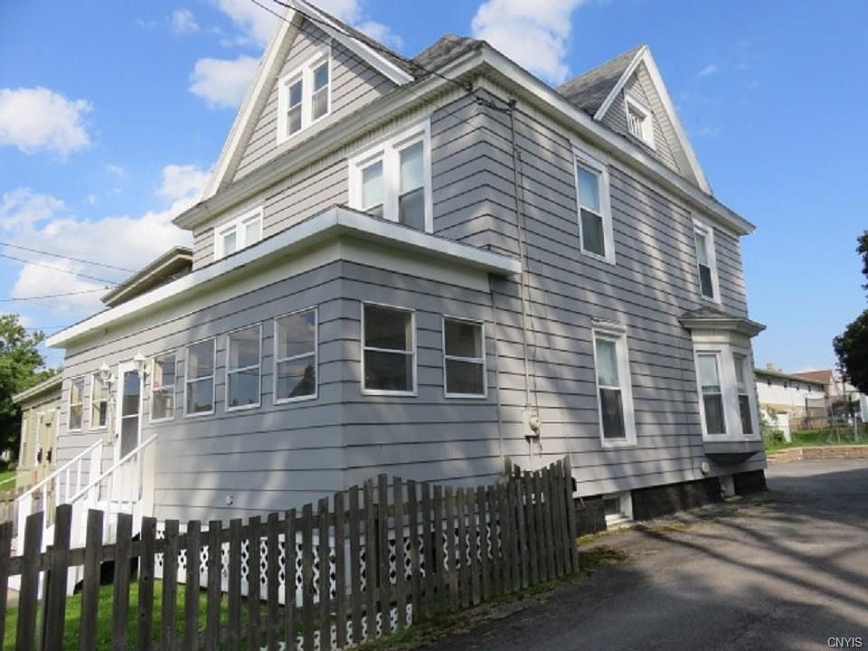 2nd image of 1240 Court St
