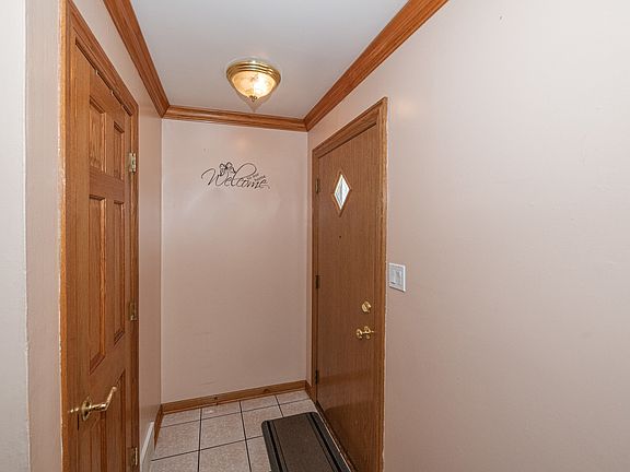 3rd image of 408 La Porte Ave