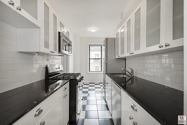 Rented by Wohlfarth & Associates Inc | media 2