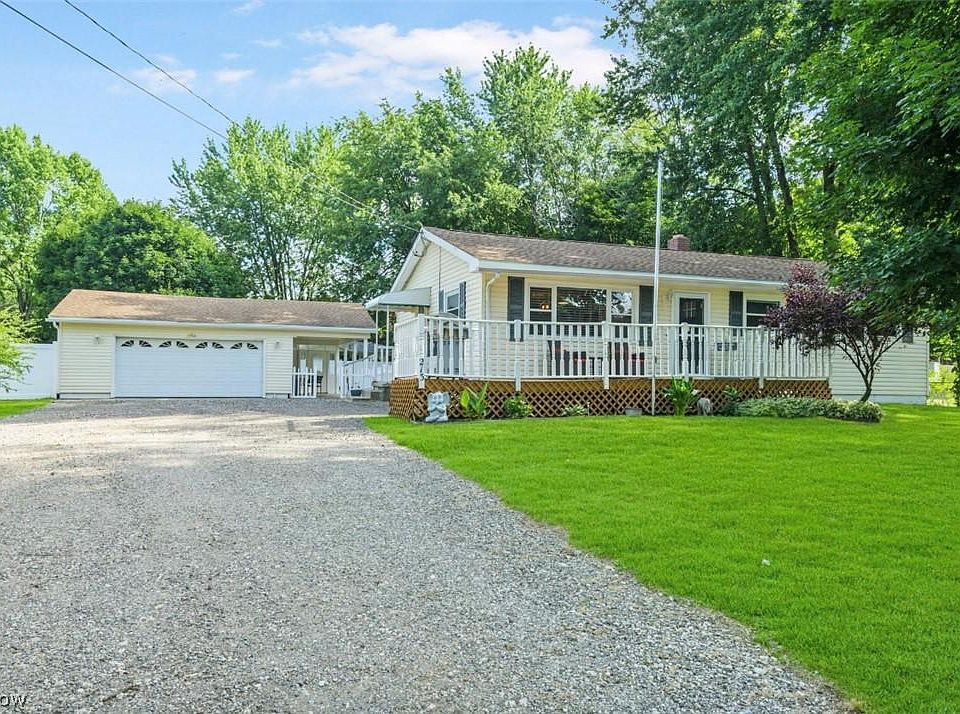 1st image of 213 Heartwood Dr