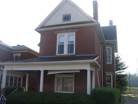 1st image of 44 N Main St