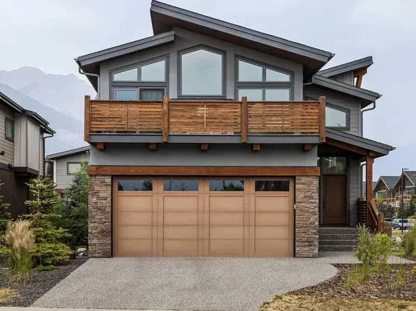 401 E Stewart Creek Clos, Canmore, AB T1W 0L6
