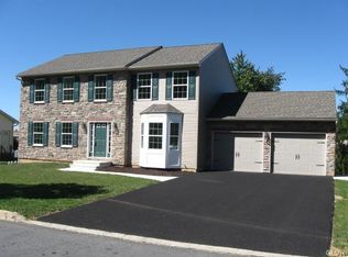 323 Toboggan Trl, Forks Twp, PA 18040