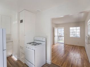 11742 Goshen Ave #11744, Los Angeles, CA 90049