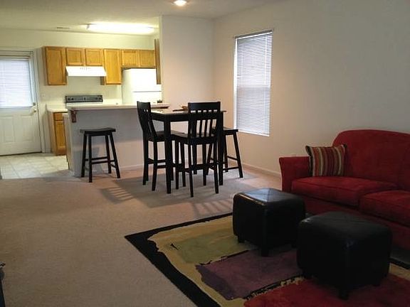 2nd image of 2429-2431 Calder Ct