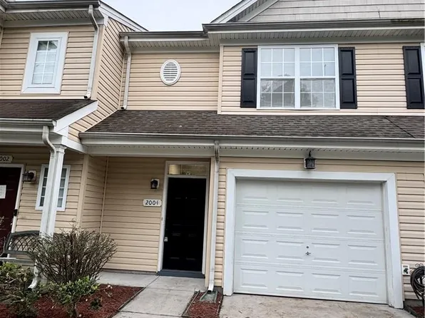 2004 Paramont Ave, Chesapeake, VA 23320