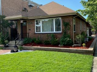 7500 W Cleveland St, Niles, IL 60714