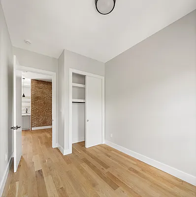 Rented by Living New York | media 8