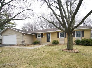 4125 Ohare Dr, Hoffman Estates, IL 60192