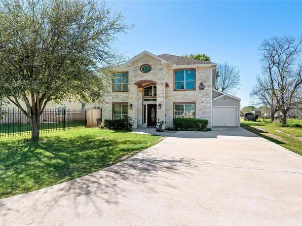 3618 Kansas St, Fresno, TX 77545