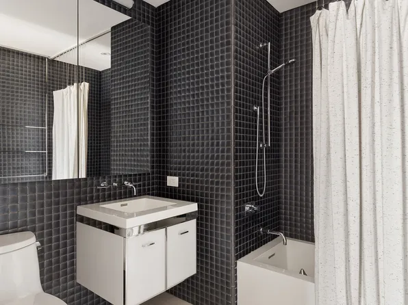 252 South Street 43C image 9 of 9