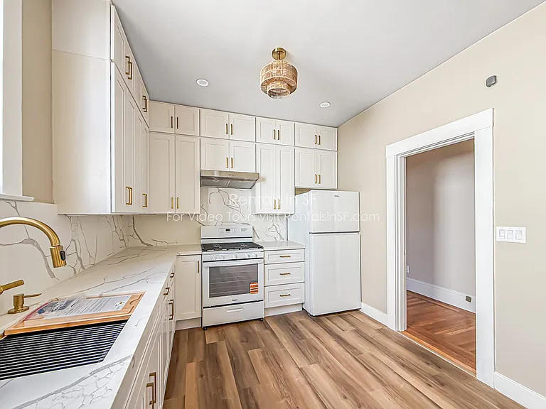 1924 Cabrillo St #3 — Photo 5