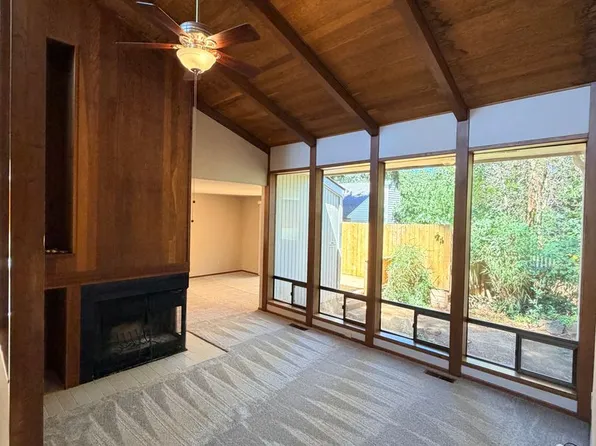 Two Bedroom Duplex in South Salem, 1545 Distinctive Ct S, Salem, OR 97306