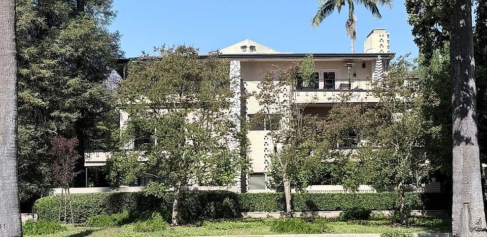 1st image of 1255 S Orange Grove Blvd APT 4