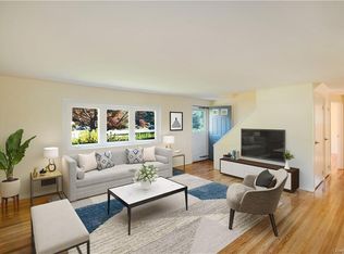 1 Hilltop Rd, New City, NY 10956