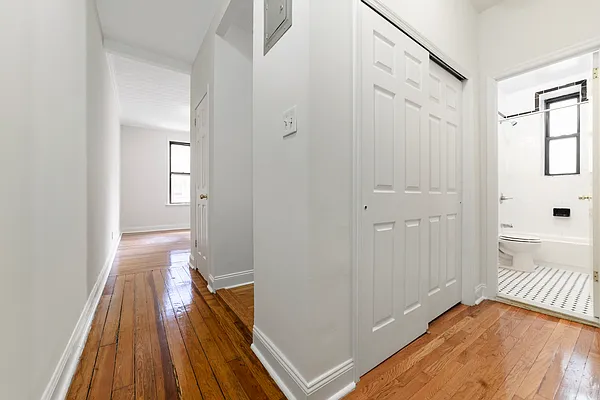 Rented by MNS | media 4