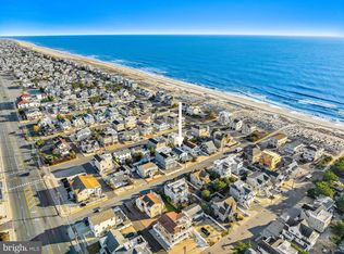 21 E 49th St, Brant Beach, NJ 08008
