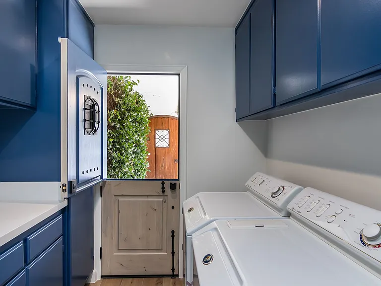 32046 Kingspark Ct — Photo 25