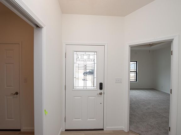 4th image of 2 Fossey St