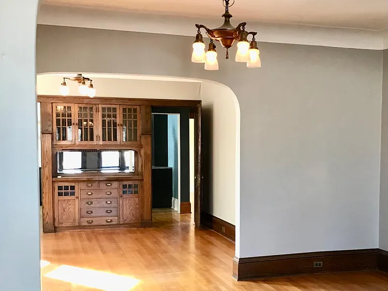 2028 Seabury Ave — Photo 3