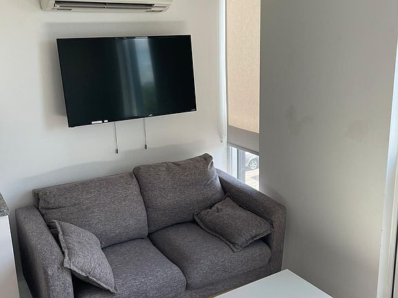 2nd image of 1900 Simcoe St N #212