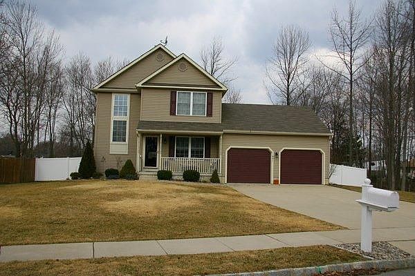 2nd image of 951 Mantua Blvd