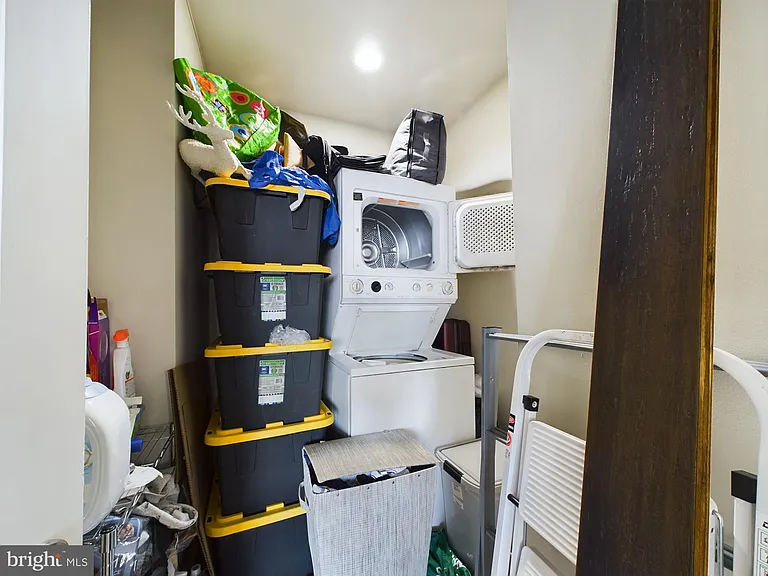 201 N 8th St #59-607W — Photo 17